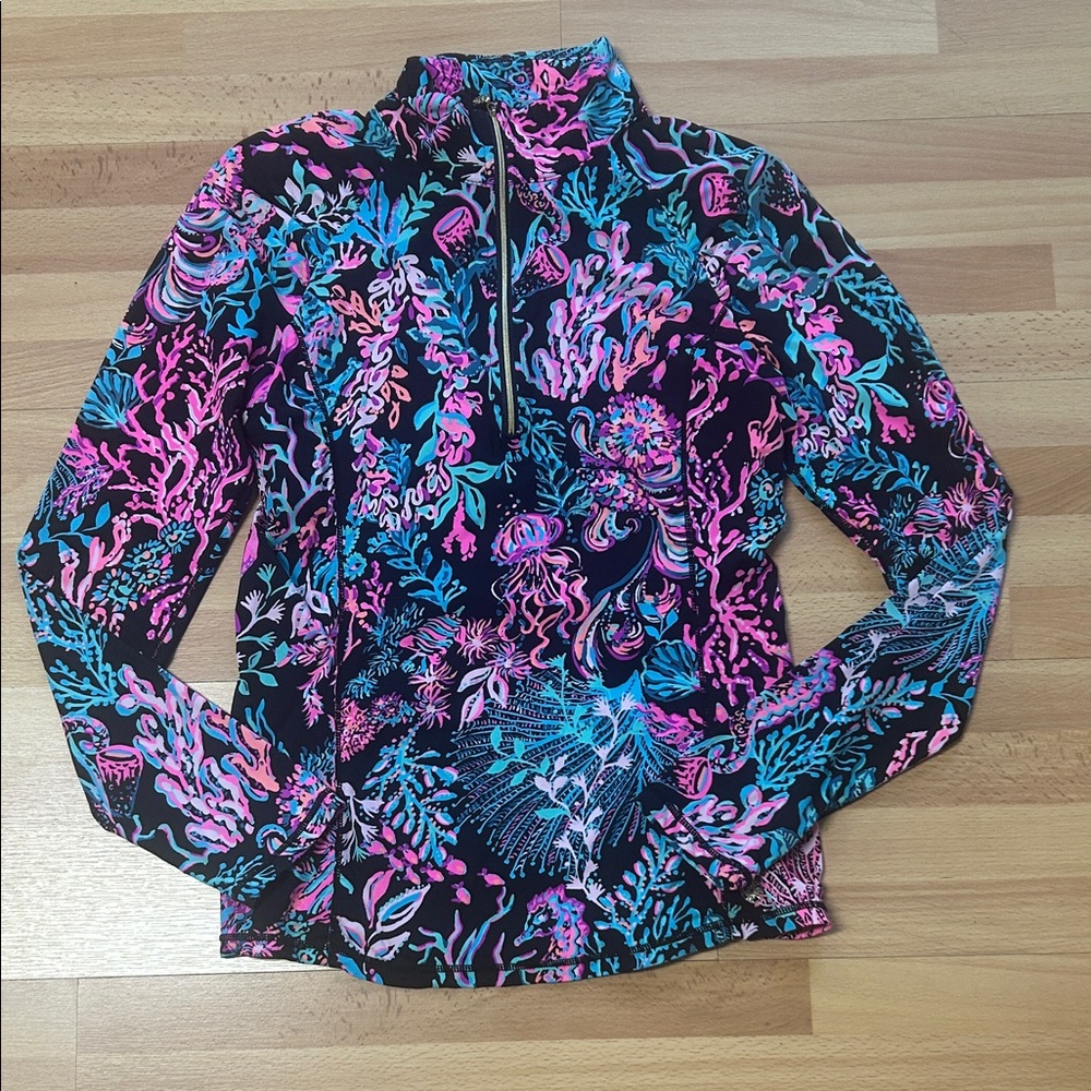 Lilly Pulitzer Onxy Twilight Coral Size M Like New